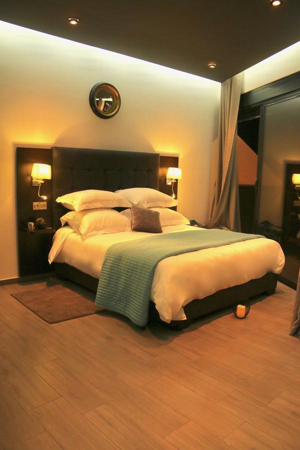 Calypso Home Oran Ain el Turk Bagian luar foto